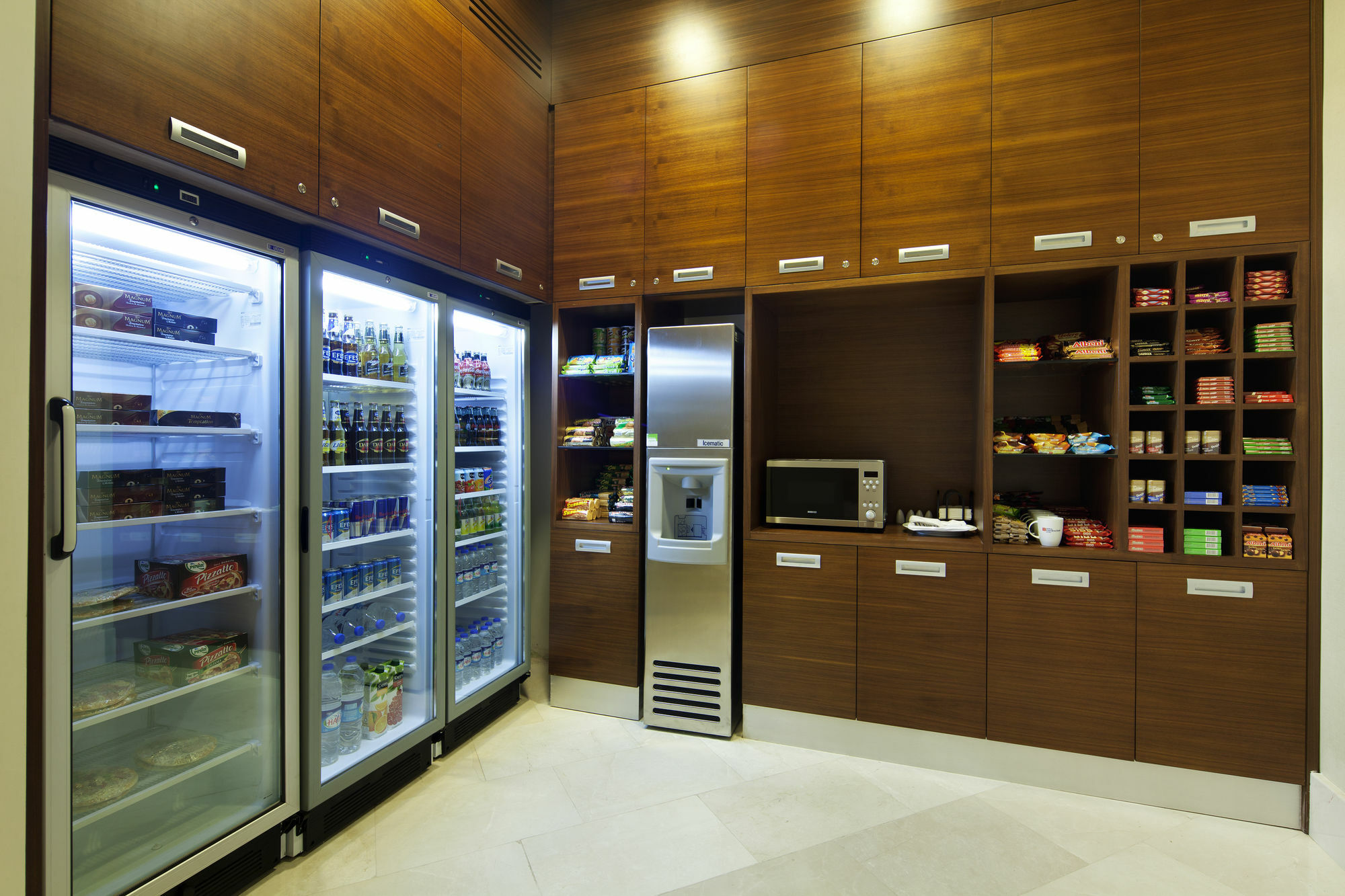 Hilton Garden Inn New Delhi/Saket Екстер'єр фото